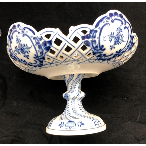 2189 - 2 Meissen blue and white onion pattern dishes, a Noritaki pot with lid and a Royal Doulton multi-col... 