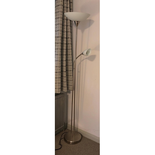 2337 - A modern floor lamp with additional adjustable reading lamp, frosted glass shades, 181cm high. This ... 