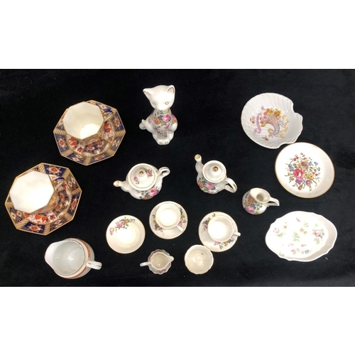 2090 - A pair of Imari patterned cups and saucers, a Noritake small jug, a Chelson china miniature tea set ... 