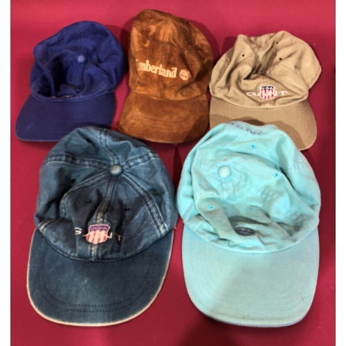 3093 - A quantity of various hats including Christy's straw hat (6 3/4), Christy's Typhoon 4658 (6 3/4), Th... 