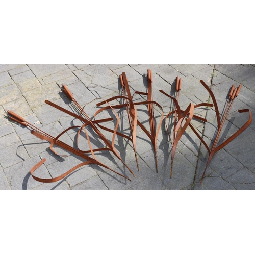 3131 - 6 steel garden river reed ornaments, approximately 157cm tall. (This item is not held by PF Windiban... 