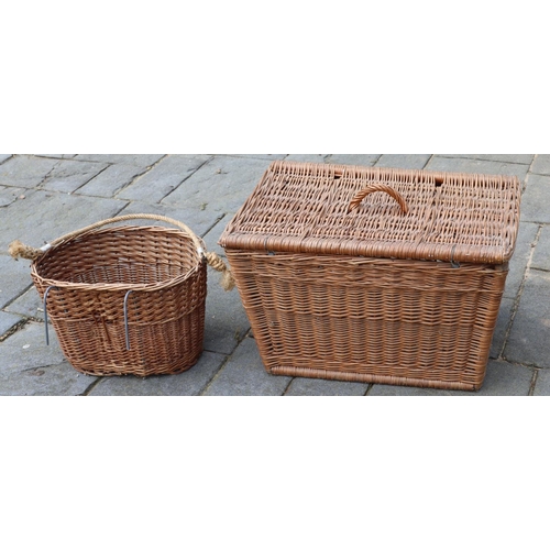 3169 - A wicker hamper with hinged lid, 53cm wide, 35.5cm deep, 32.5cm high and  a wicker basket with rope ... 