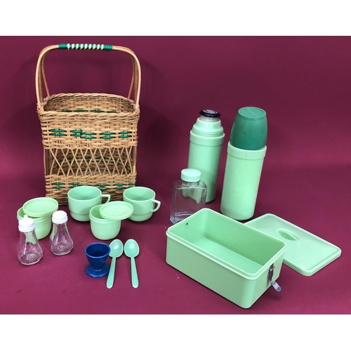 3226 - A vintage wicker picnic basket, 36cm high overall, 2 Thermos flasks (1 missing cup), a rectangular c... 