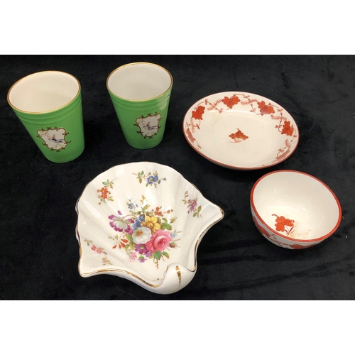 3243 - An early Newhall style 19th Century tea bowl and saucer on white ground with red floral pattern, a p... 