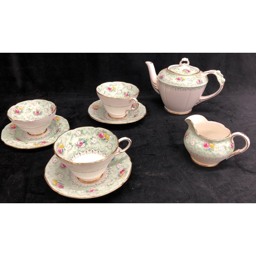 3262 - A Paragon Evangeline breakfast set, 2 cups, 2 saucers, teapot, sugar bowl and saucer and milk jug.