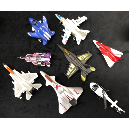 3280 - 4 Starfix model plane kits 1:72, Northrop T-38 Talon, Mitsubishi A6M5 Zero-Sen, North American P..51... 