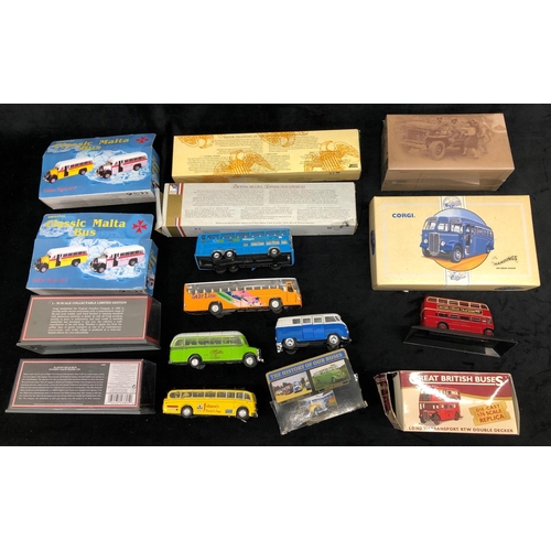 3281 - A Limited Edition Corgi The Hardings Coach No. 2850, an Editions Atlas Collections Multiple Gun Moto... 