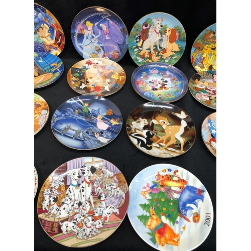 3329 - 22 various Disney plates, including The Bradford Exchange Share the Laughter 7225B, Cartoon Classics... 