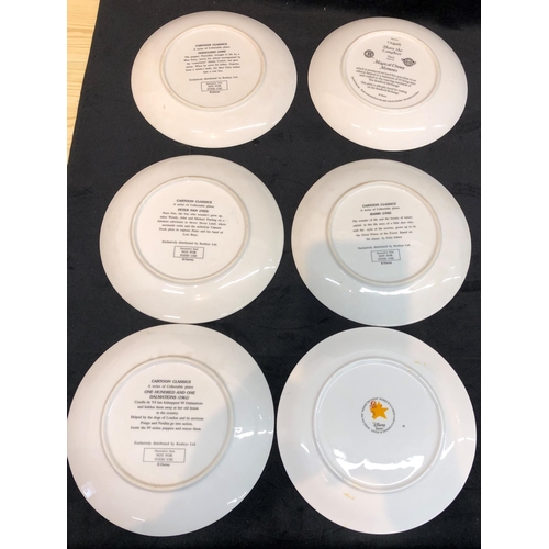 3329 - 22 various Disney plates, including The Bradford Exchange Share the Laughter 7225B, Cartoon Classics... 