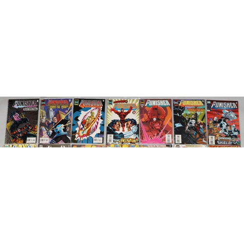 4001 - A set of 18 Marvel Edge comics 