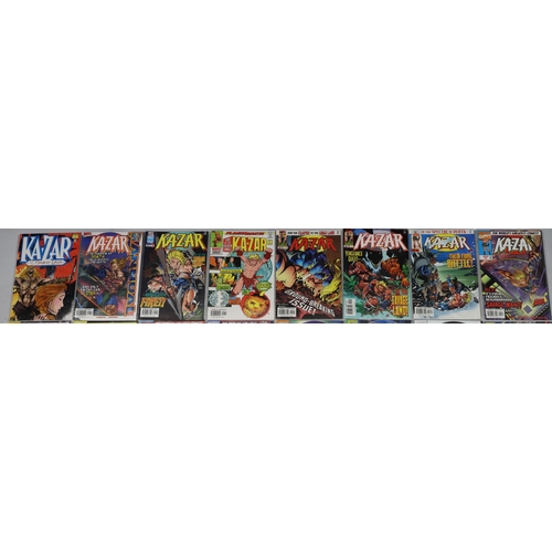 4013 - A collection of 23 Marvel comics 