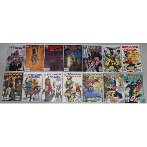 4042 - A set of 6 Marvel comics Powerless, Cherniss 2004, numbers 1 to 6, a set of 4 Marvel comics Power Pa... 