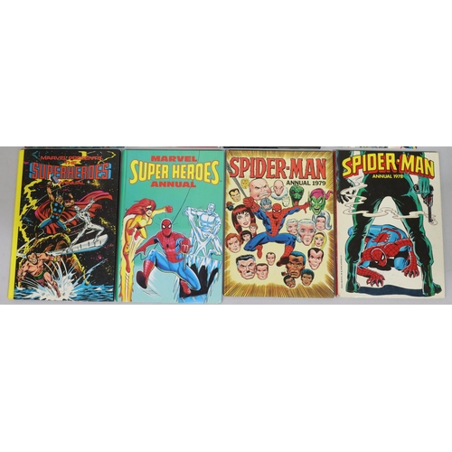 4044 - Marvel Spiderman Annual 1985 Versus Dr Octopus, a Spiderman Annual 1978, Spiderman Annual 1979, a Ma... 