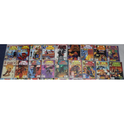 4056 - 32 Marvel comics 