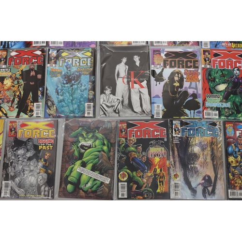 4056 - 32 Marvel comics 