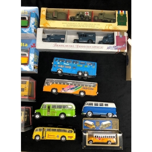 3281 - A Limited Edition Corgi The Hardings Coach No. 2850, an Editions Atlas Collections Multiple Gun Moto... 