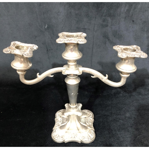 4047 - A plated 2 branch 3 light candlestick 25.5 cm high, 11 plated coffee bean spoons, boxed and a quanti... 