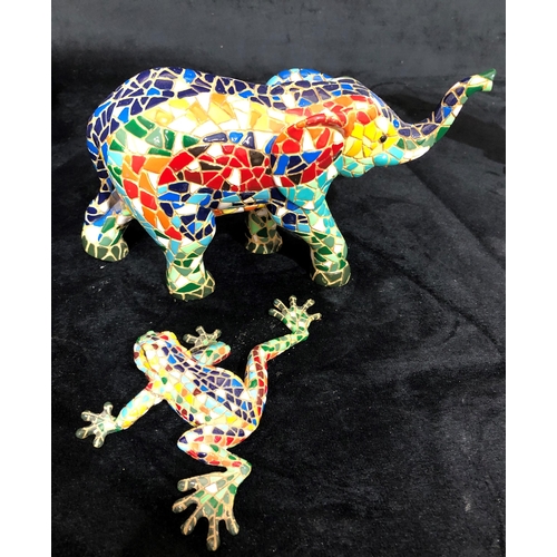 4055 - A collection of handmade South African animals with multi-coloured glaze, rhinoceros, 2 elephants, m... 