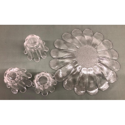 4061 - A Dartington Glass 'Daisy' dish 32.5cm diameter with 3 tea light holders, 10.5cm high (1 with origin... 