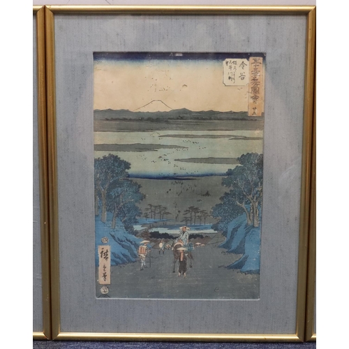 142 - A set of 3 Oriental wood block prints depicting various workers, 32.5cm x 22cm, all in gilt frames