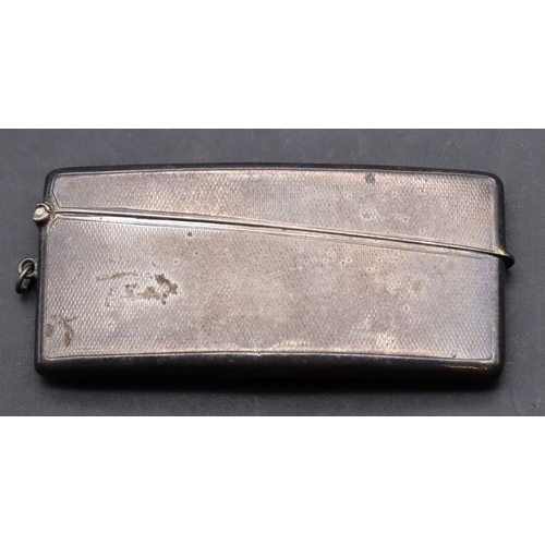 237 - A London silver concaved shaped card case with hinged top and engine turned decoration, 1.3oz 9cm lo... 