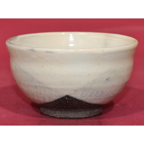 51 - 20th Century Kotahira part glazed round bowl, 13.2cm diameter, 7.5cm high