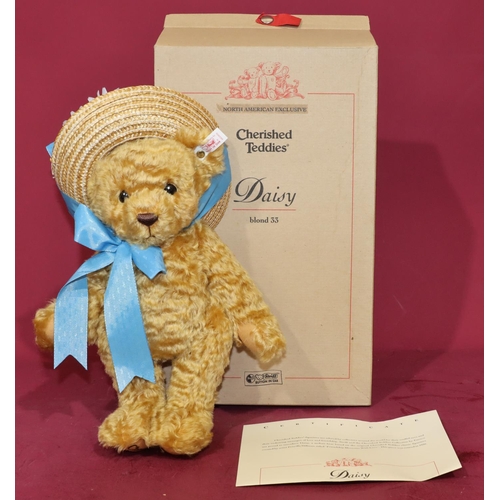 612 - A modern Steiff teddy bear 