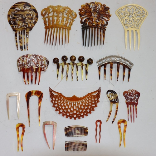 618 - A quantity of various hair slides and combs