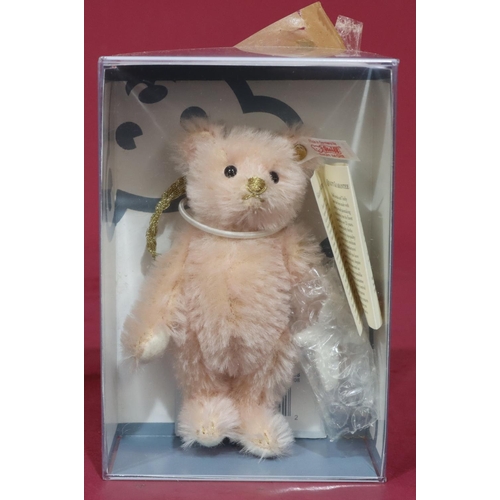 735 - A modern Steiff pink Lladro small teddy bear, 12cm high, boxed