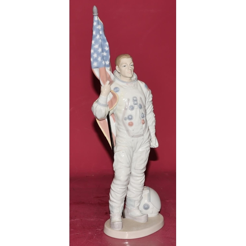 87 - A large Lladro figure of a USA Astronaut 