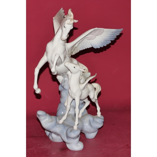 96 - A Lladro large group 