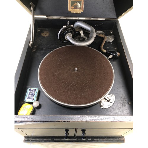 4264 - His Masters Voice Model 109 Gramophone in black painted wood case, with winder and spare needles (wo... 