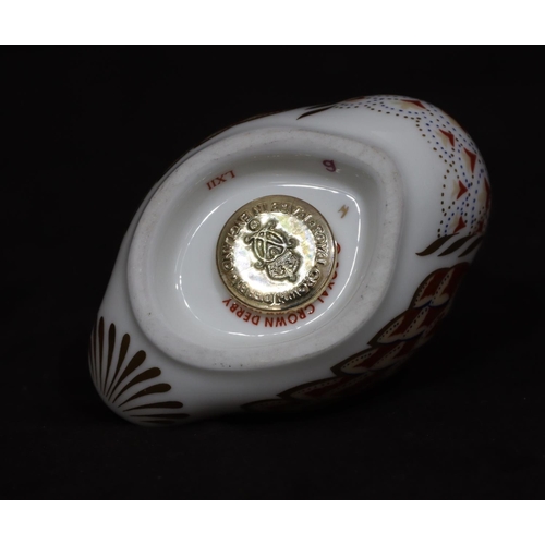 102 - A Royal Crown Derby Imari pattern paperweight in the form of a duck on white, red and gilt ground, w... 