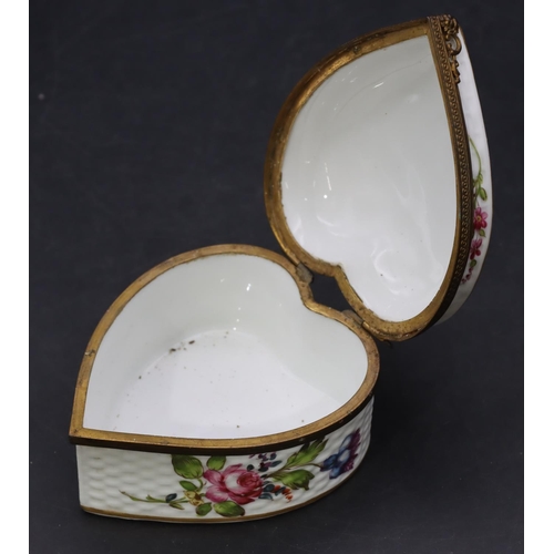 161 - A 19th/20th Century Continental porcelain heart shaped trinket box with basket weave decoration and ... 