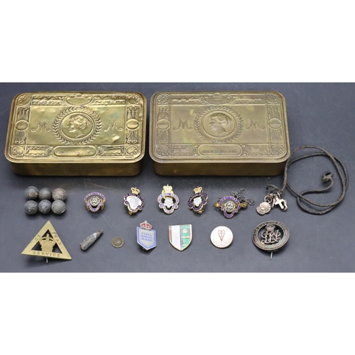 389 - 2 WWI 1914 Christmas tins, a gilt metal triangular WWI brooch 