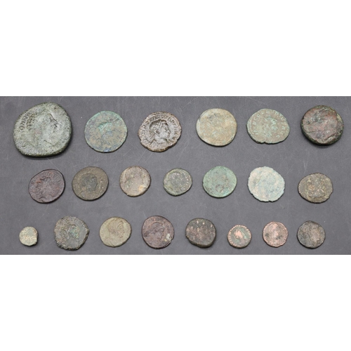 457 - A selection of Roman coins (21)