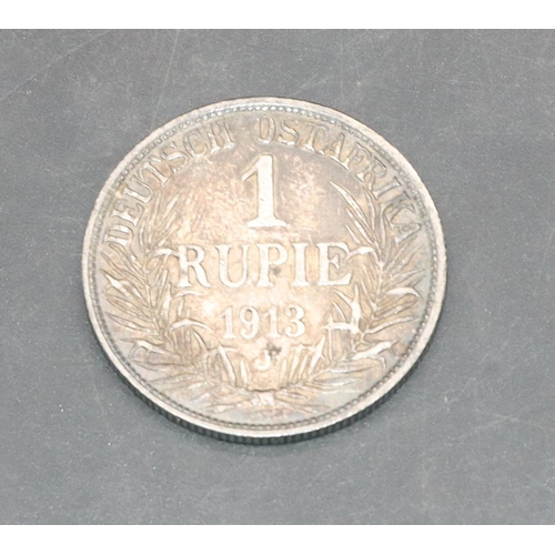 466 - An early 20th Century German East African silver One Rupee coin 1913