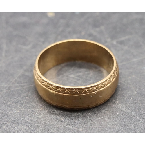 488 - A 9ct gold wedding ring, size N, 3.9 grams