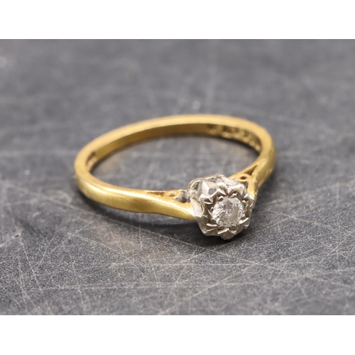 495 - An 18ct gold small solitaire diamond ring (diamond approx. 0.10ct), size N, 2.7 grams gross