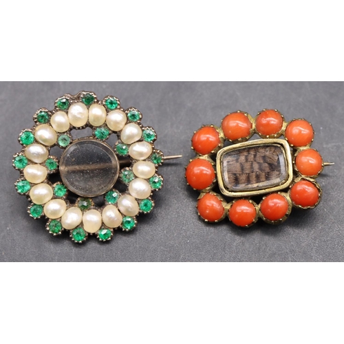 538 - A Georgian rolled gold and coral small mourning brooch, 2.2cm wide and a similar circular brooch set... 