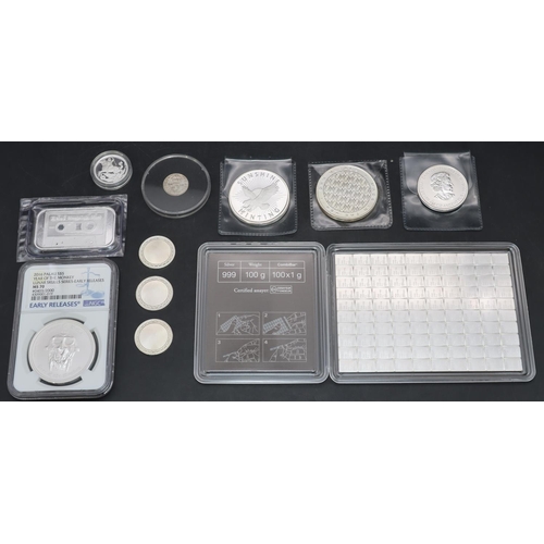 570 - A silver Combi bar, a silver Crown Year of the Monkey and 9 various other coins. (11)