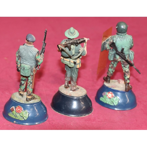 652 - 3 Charles C Stadden painted metal military figures, 2 