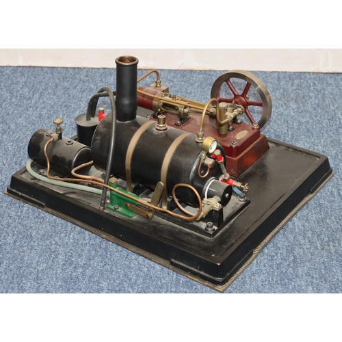 791 - A Perseus stationary live model steam engine on rectangular metal base, 38cm x 32cm