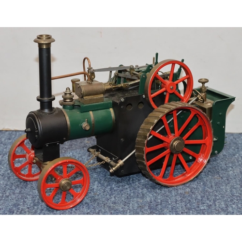 792 - D.R.M., Birmingham live model steam traction engine, maker DR Mercer, gas fired, 30cm, 20cm high (no... 