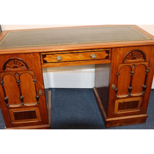 808 - A late Victorian kneehole desk with green leather inset top, part inlay decoration, centre drawer fl... 