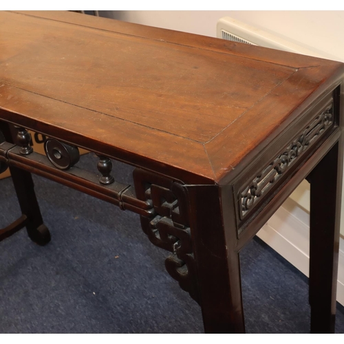 824 - A good quality Chinese hardwood alter table with carved and turned frieze and carved and scroll deco... 