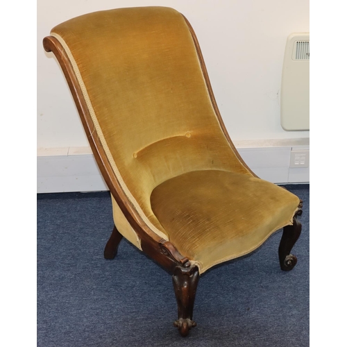 829 - A slipper nursing chair with overstuffed seat and back, on cabriole legs (1 leg strengthened with sc... 