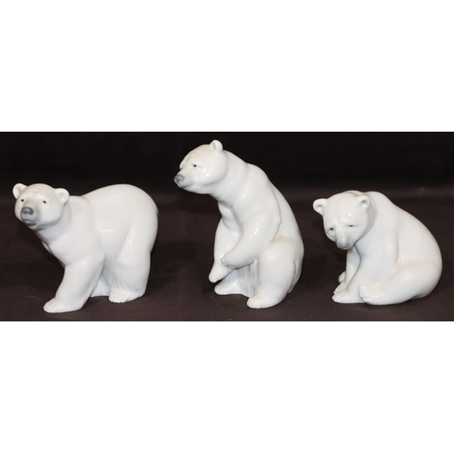 87 - 3 various figures of polar bears standing and seated, largest 12cm high (3)