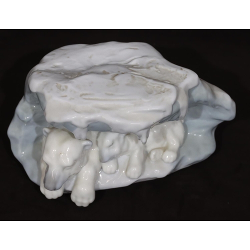 88 - A Lladro group of 2 sleeping polar bears in cave, 19cm wide, 10cm high