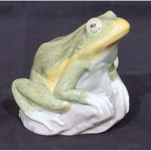 91 - A Lladro colourful figure of a frog, 7cm high